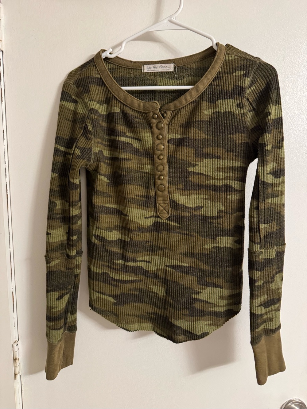 We The Free Olive & Khaki Camo Ribbed Henley Long Sleeve Top